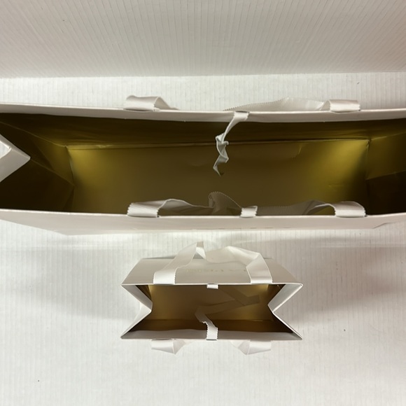 LaPerla Gift Bag Bundle - Picture 3 of 7